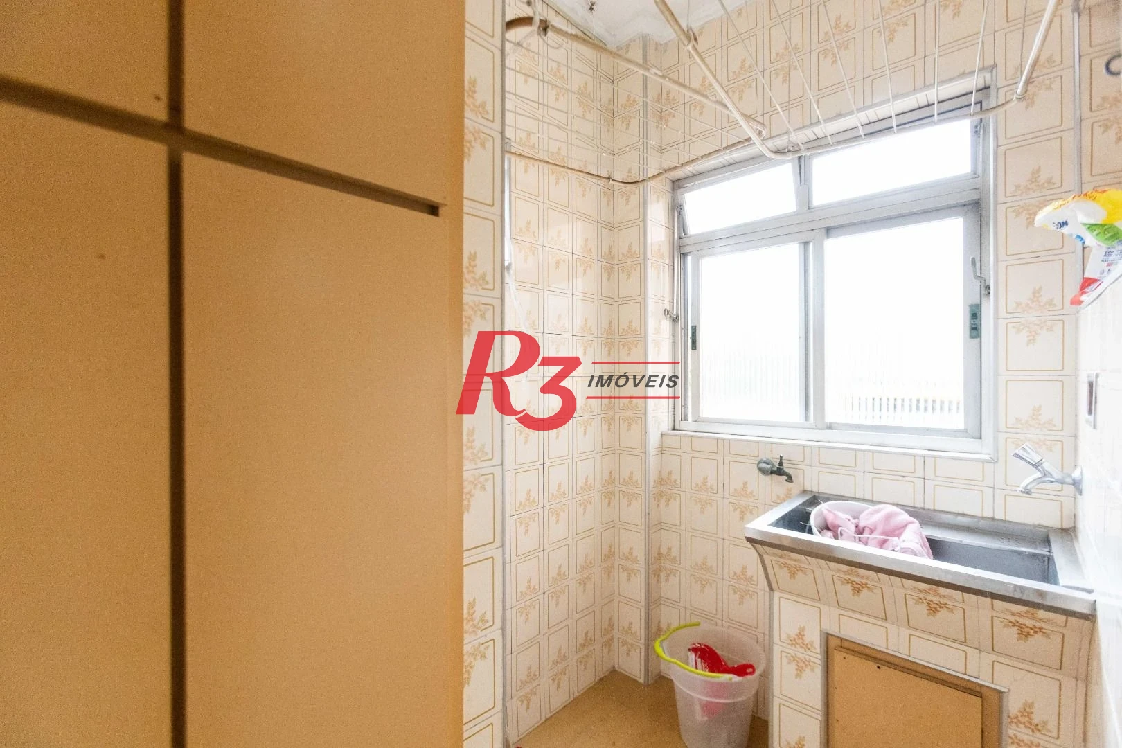 Apartamento com 2 dormitórios à venda, 52 m² por R$ 372.000,00 - Aparecida - Santos/SP