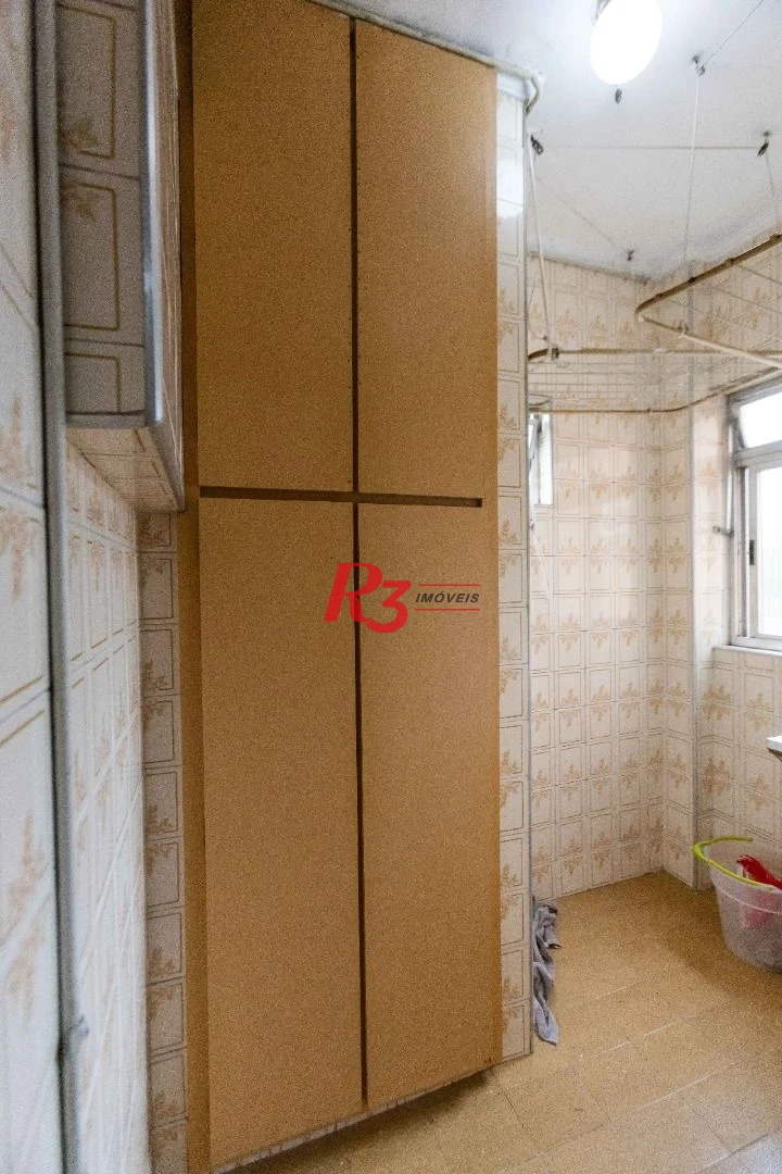 Apartamento com 2 dormitórios à venda, 52 m² por R$ 372.000,00 - Aparecida - Santos/SP
