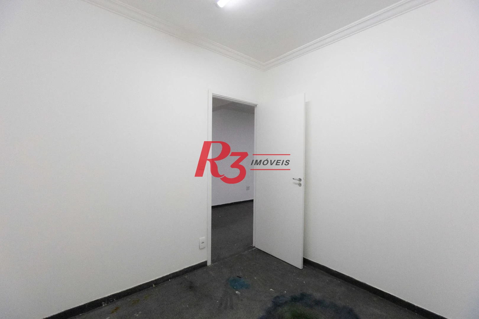 Sala à venda, 65 m² por R$ 300.000,00 - Vila Matias - Santos/SP