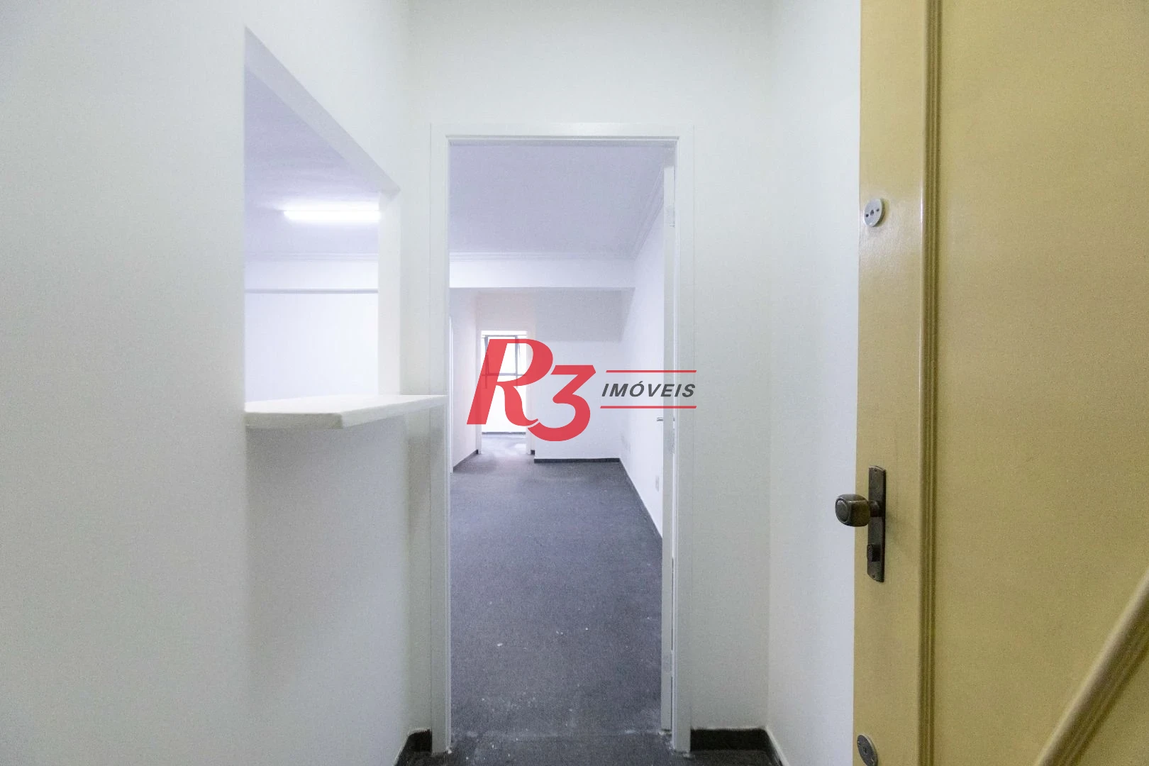 Sala à venda, 65 m² por R$ 300.000,00 - Vila Matias - Santos/SP