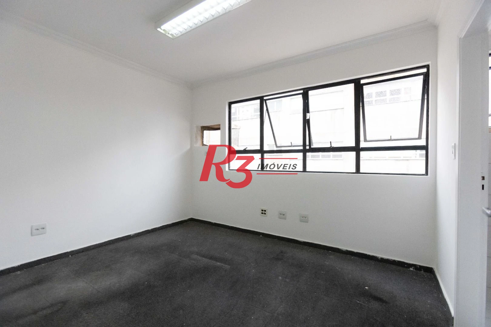 Sala à venda, 65 m² por R$ 300.000,00 - Vila Matias - Santos/SP