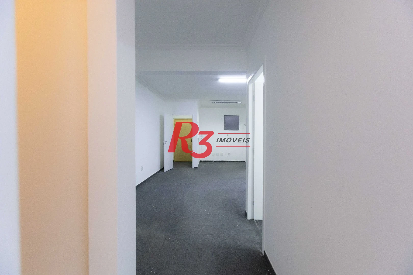 Sala à venda, 65 m² por R$ 300.000,00 - Vila Matias - Santos/SP