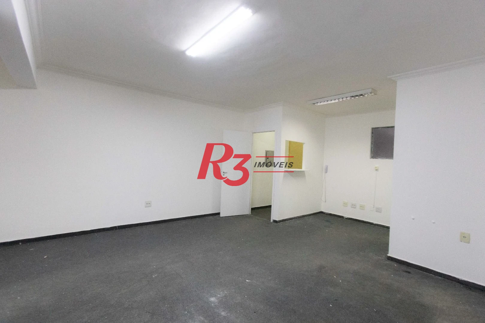 Sala à venda, 65 m² por R$ 300.000,00 - Vila Matias - Santos/SP