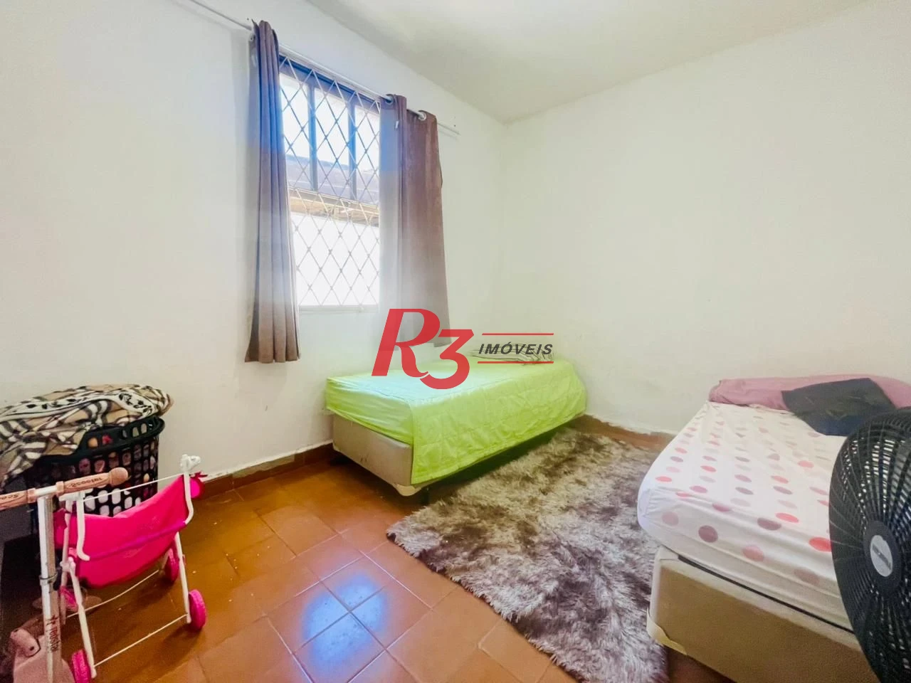 Apartamento com 2 dormitórios à venda, 74 m² por R$ 350.000,00 - Encruzilhada - Santos/SP