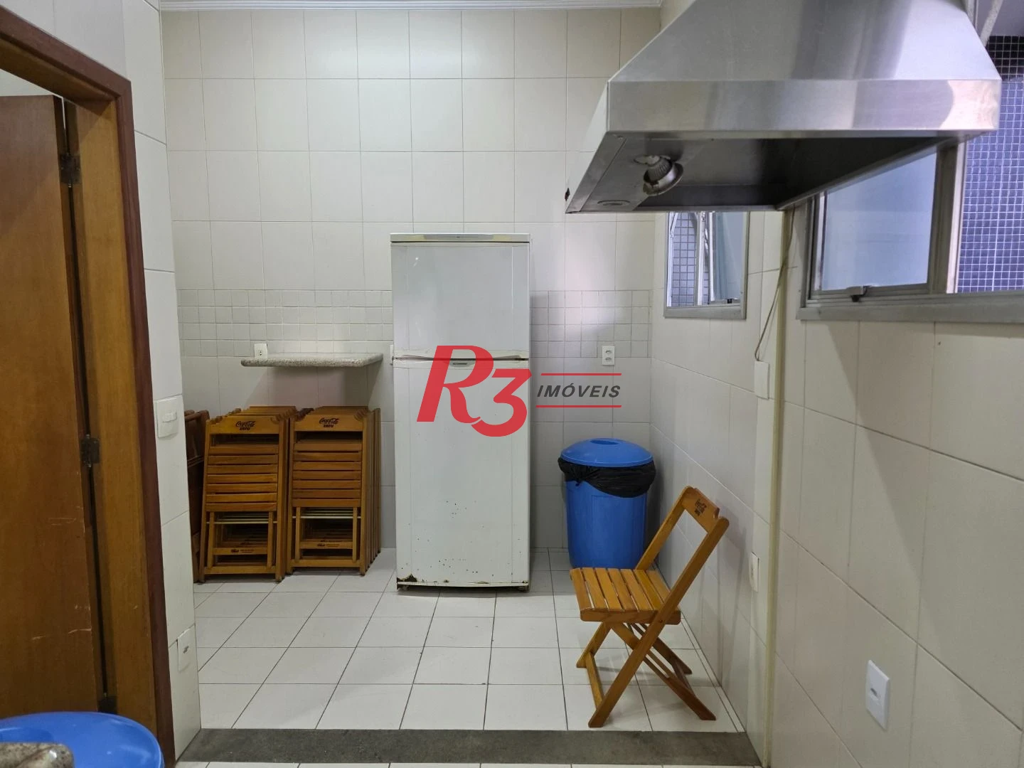 Apartamento com 3 dormitórios para alugar, 203 m² por R$ 12.000,01/mês - Pompéia - Santos/SP