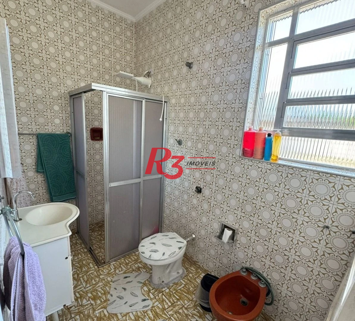 Casa com 2 dormitórios à venda, 150 m² por R$ 650.000,00 - Vila Cascatinha - São Vicente/SP