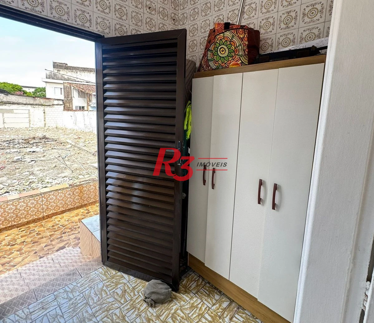 Casa com 2 dormitórios à venda, 150 m² por R$ 650.000,00 - Vila Cascatinha - São Vicente/SP