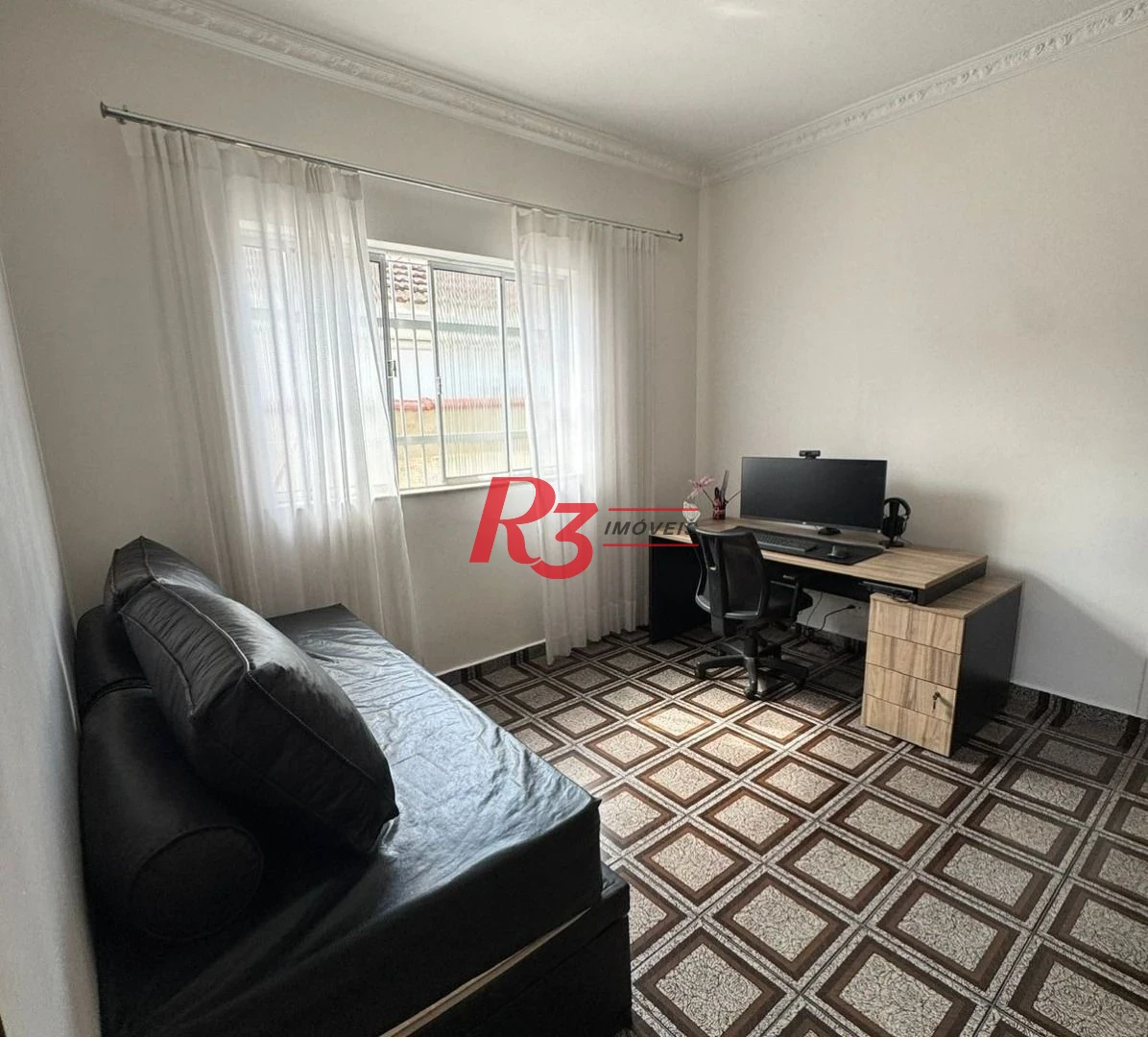 Casa com 2 dormitórios à venda, 150 m² por R$ 650.000,00 - Vila Cascatinha - São Vicente/SP