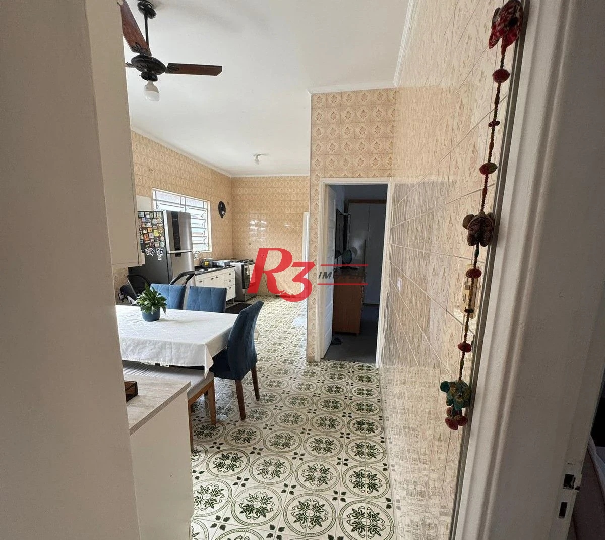 Casa com 2 dormitórios à venda, 150 m² por R$ 650.000,00 - Vila Cascatinha - São Vicente/SP