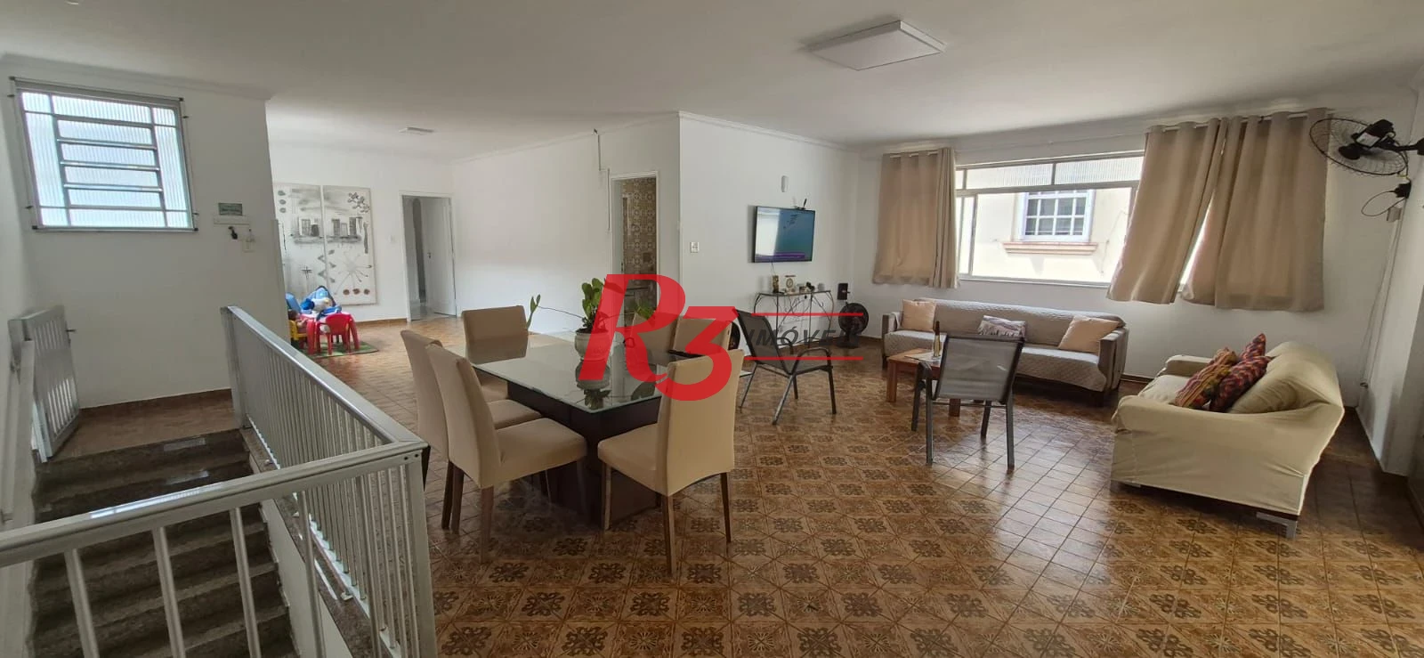 Casa com 3 dormitórios à venda, 249 m² por R$ 1.450.000,00 - Marapé - Santos/SP