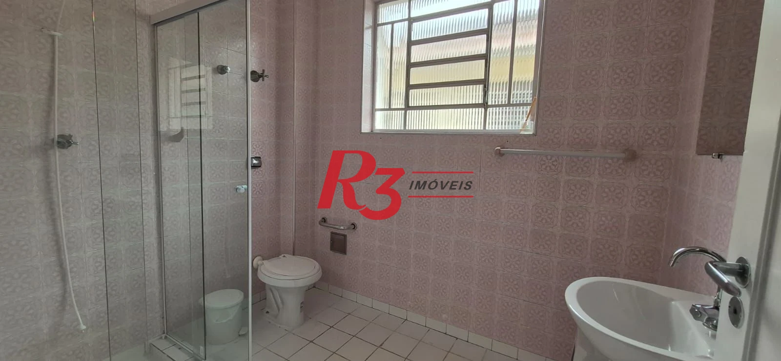 Casa com 3 dormitórios à venda, 249 m² por R$ 1.450.000,00 - Marapé - Santos/SP