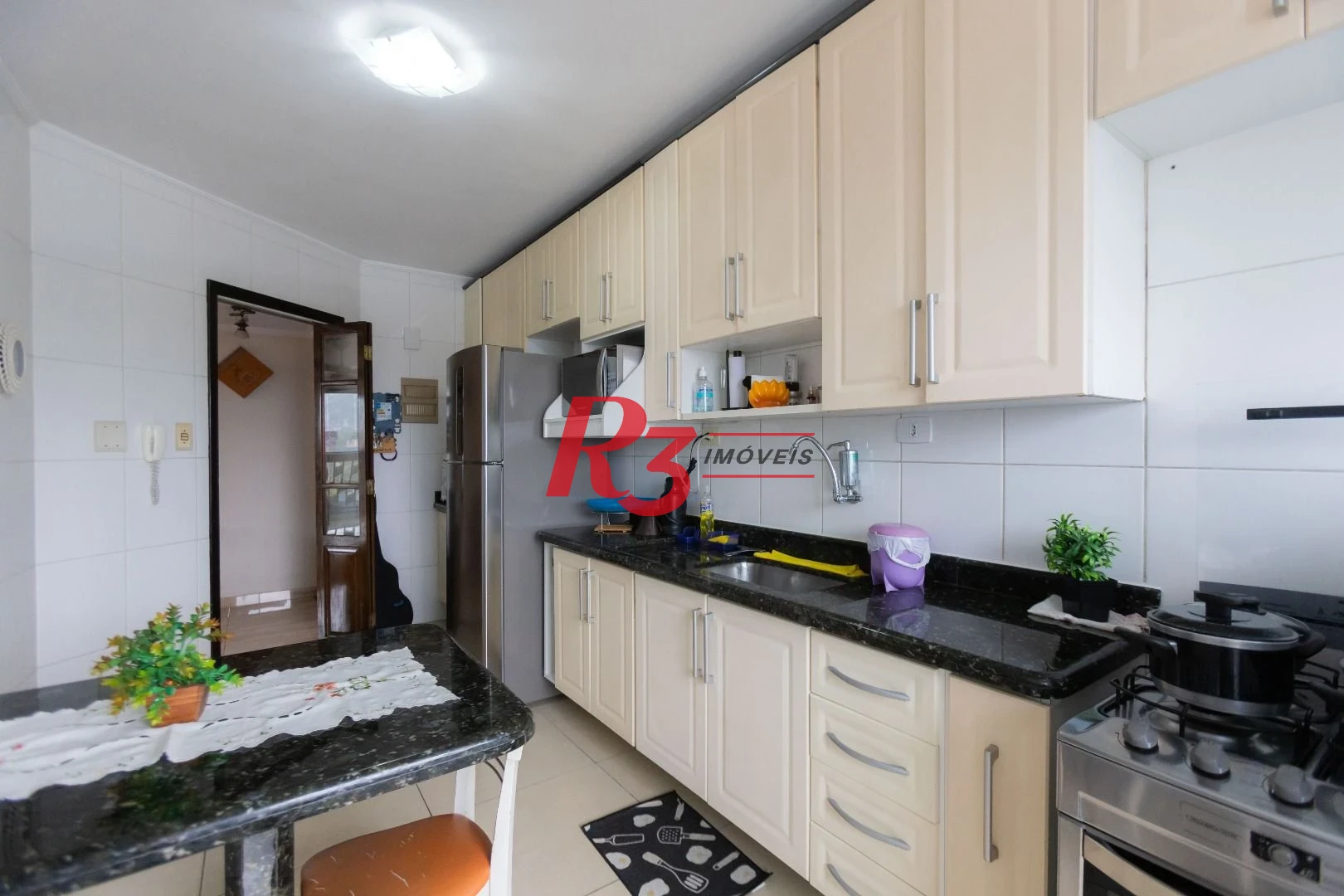 Apartamento com 2 dormitórios à venda, 86 m² por R$ 385.000,00 - Vila São Jorge - Santos/SP