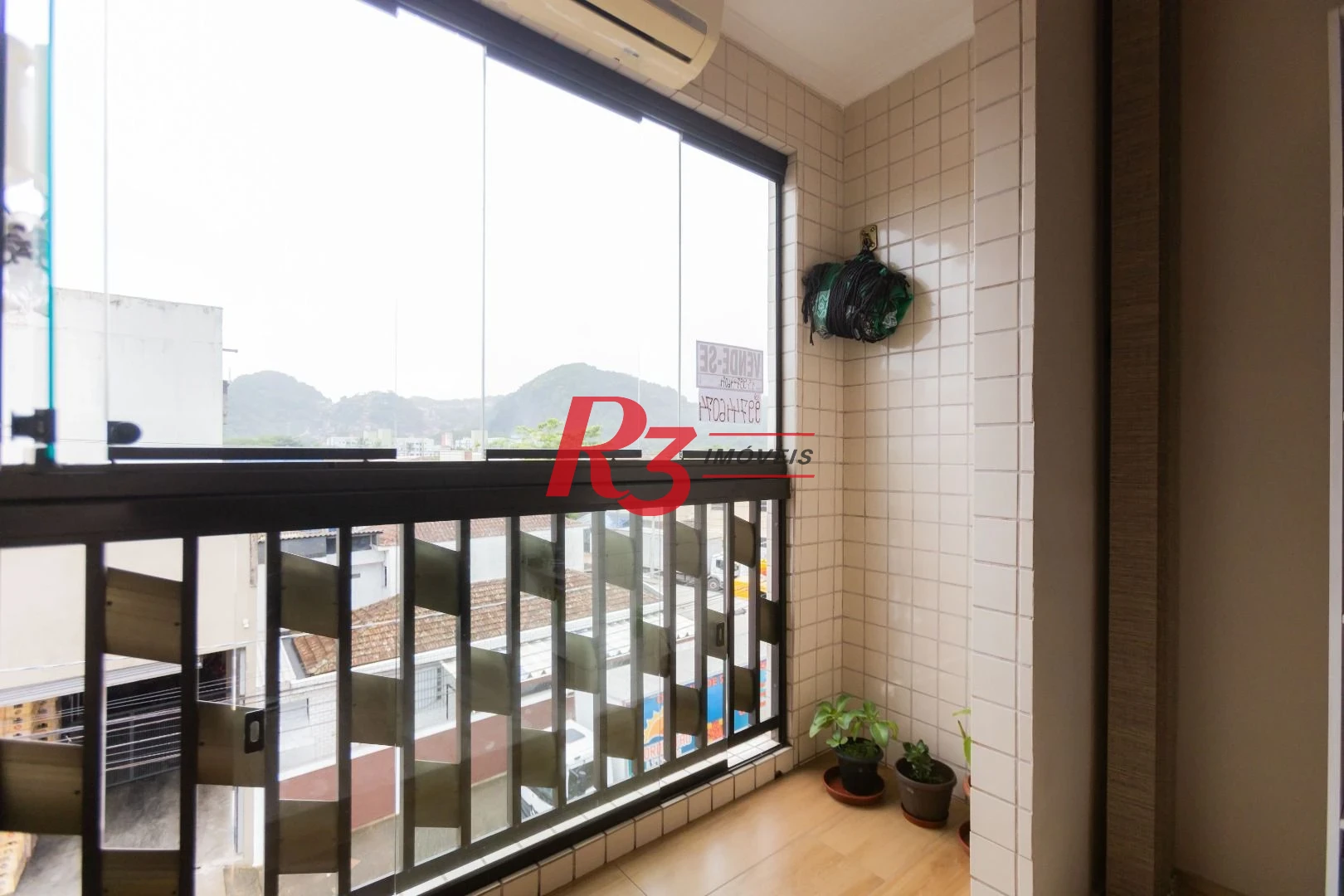 Apartamento com 2 dormitórios à venda, 86 m² por R$ 385.000,00 - Vila São Jorge - Santos/SP
