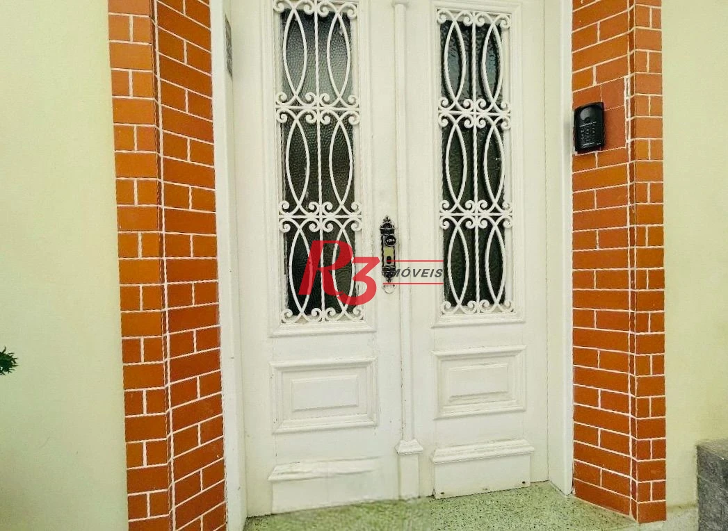Apartamento com 2 dormitórios para alugar, 70 m² por R$ 3.100,00/mês - Gonzaga - Santos/SP