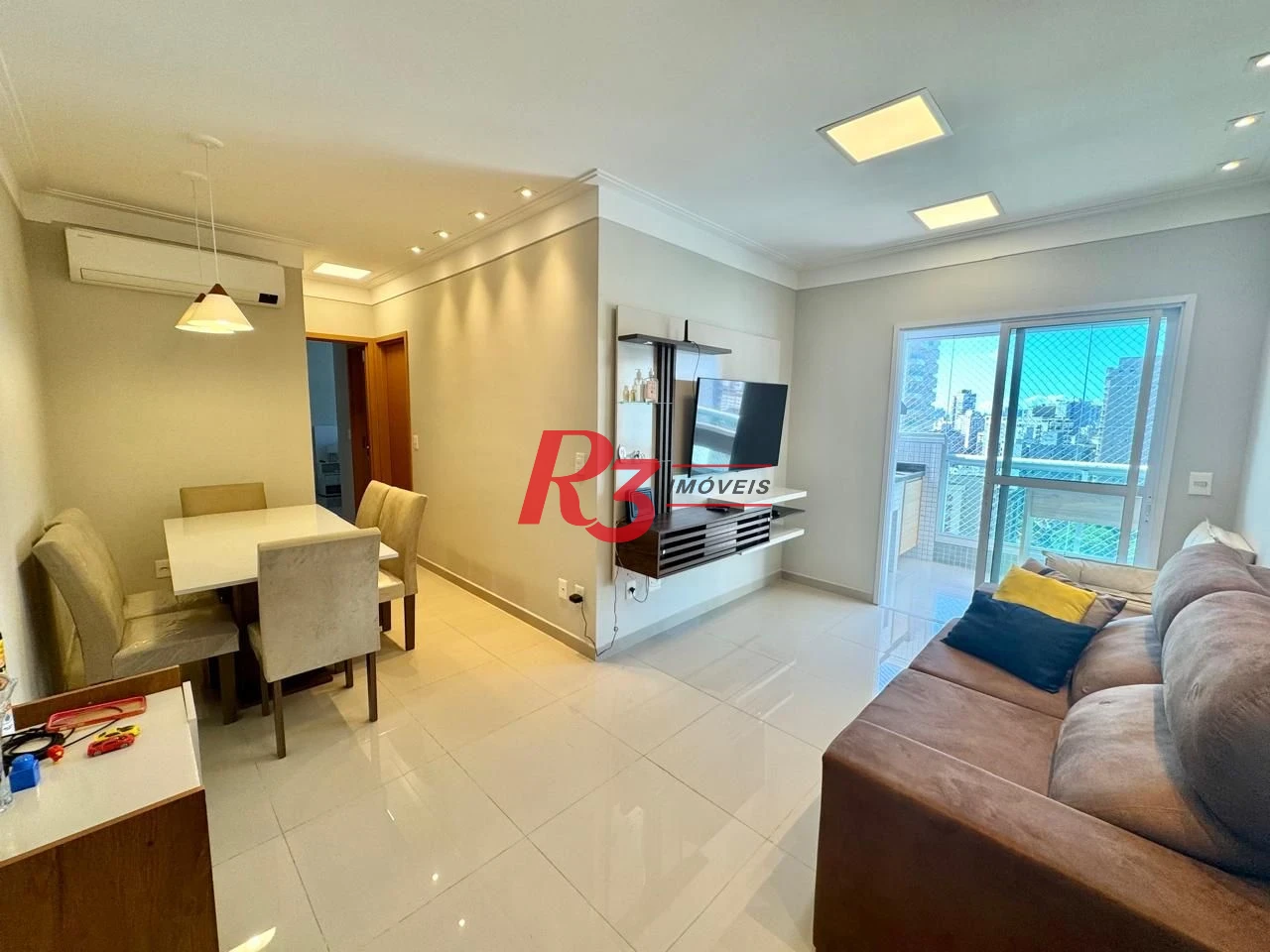 Apartamento com 2 dormitórios para alugar, 74 m² por R$ 7.000,00/mês - Gonzaga - Santos/SP