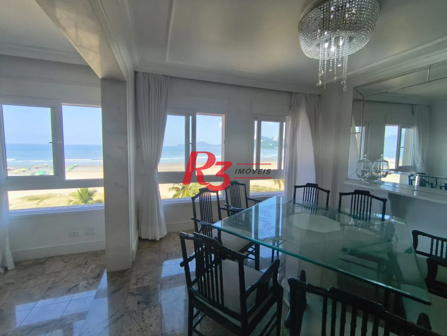 Apartamento com 4 dormitórios à venda, 190 m² por R$ 1.650.000,00 - José Menino - Santos/SP