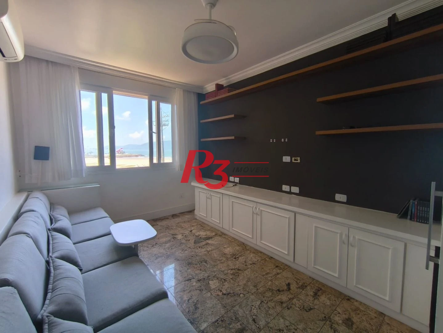 Apartamento com 4 dormitórios à venda, 190 m² por R$ 1.650.000,00 - José Menino - Santos/SP