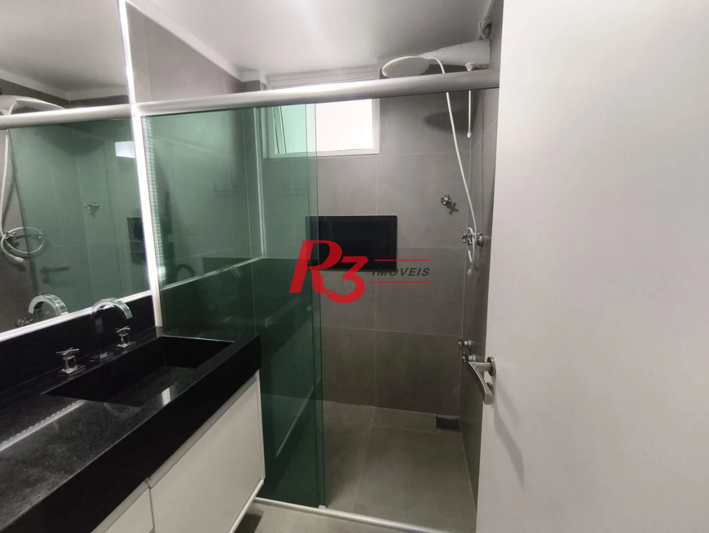 Apartamento com 4 dormitórios à venda, 190 m² por R$ 1.650.000,00 - José Menino - Santos/SP