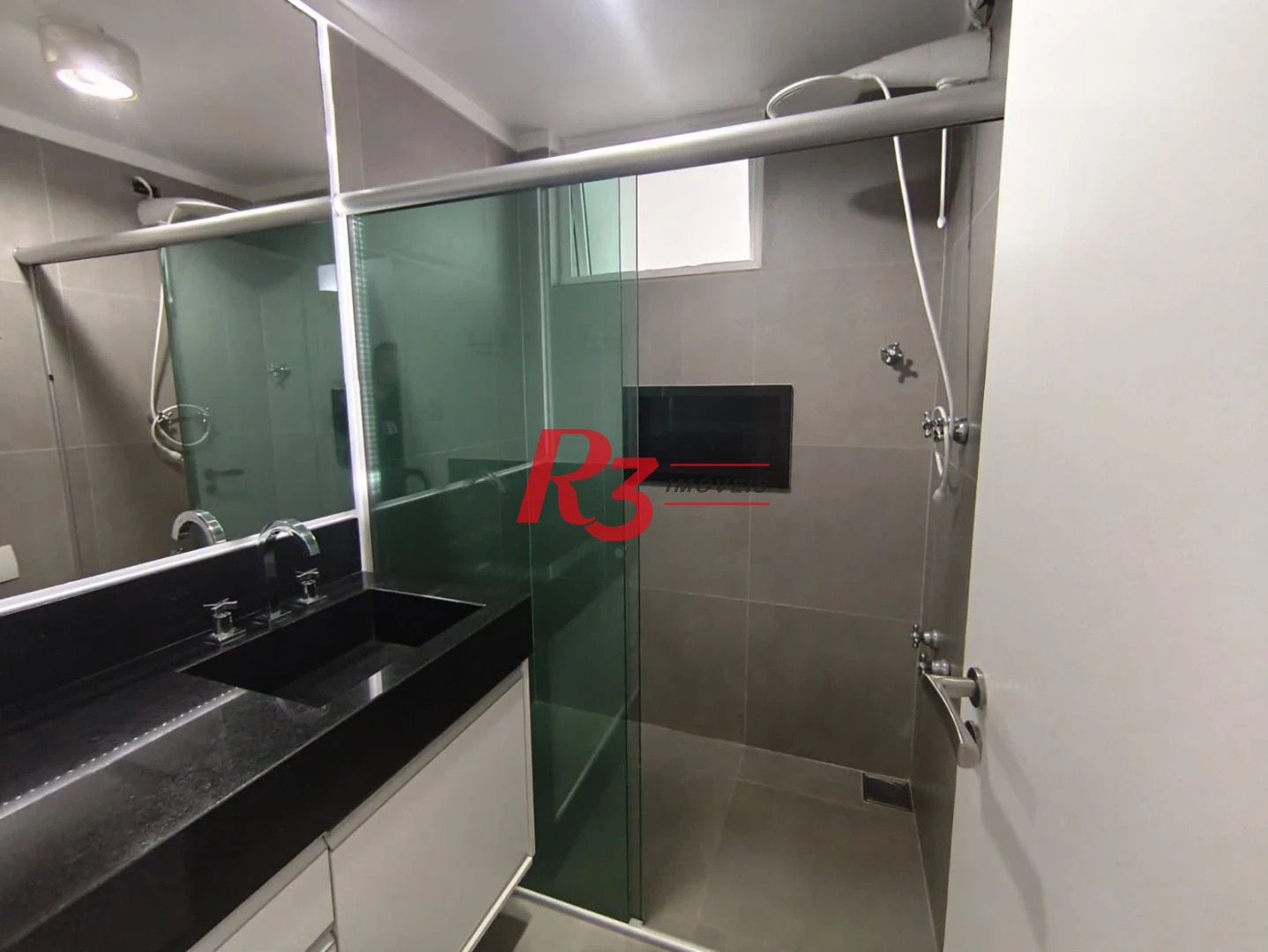 Apartamento com 4 dormitórios à venda, 190 m² por R$ 1.650.000,00 - José Menino - Santos/SP