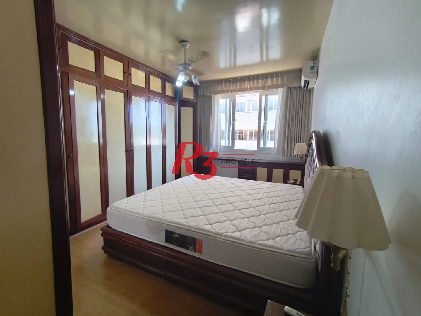Apartamento com 4 dormitórios à venda, 190 m² por R$ 1.650.000,00 - José Menino - Santos/SP