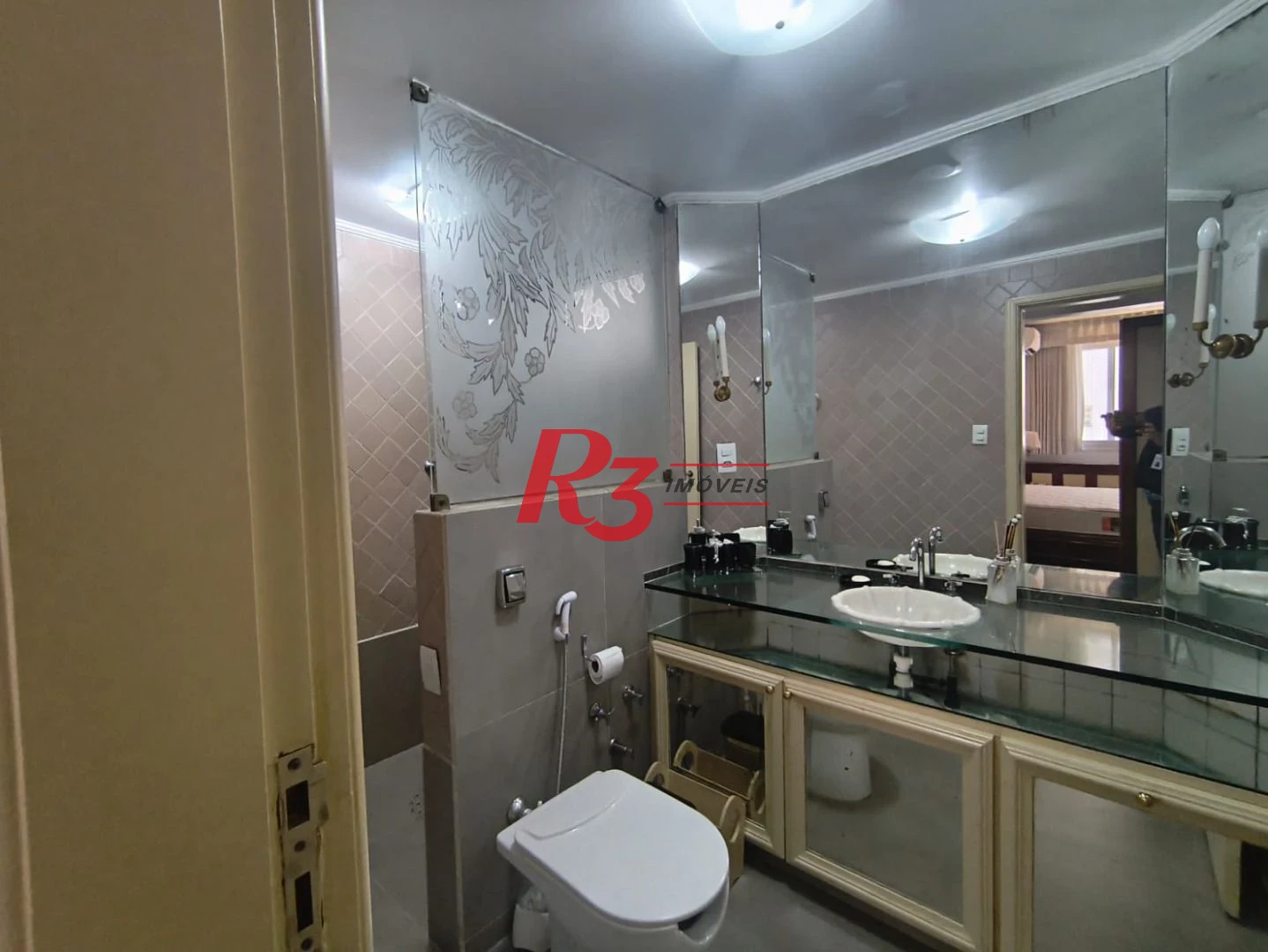 Apartamento com 4 dormitórios à venda, 190 m² por R$ 1.650.000,00 - José Menino - Santos/SP