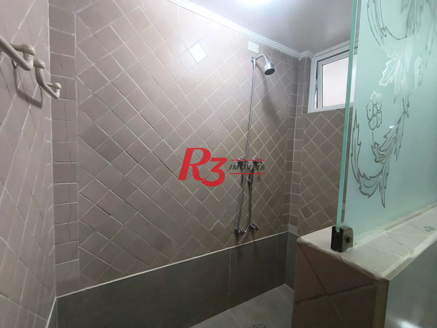 Apartamento com 4 dormitórios à venda, 190 m² por R$ 1.650.000,00 - José Menino - Santos/SP