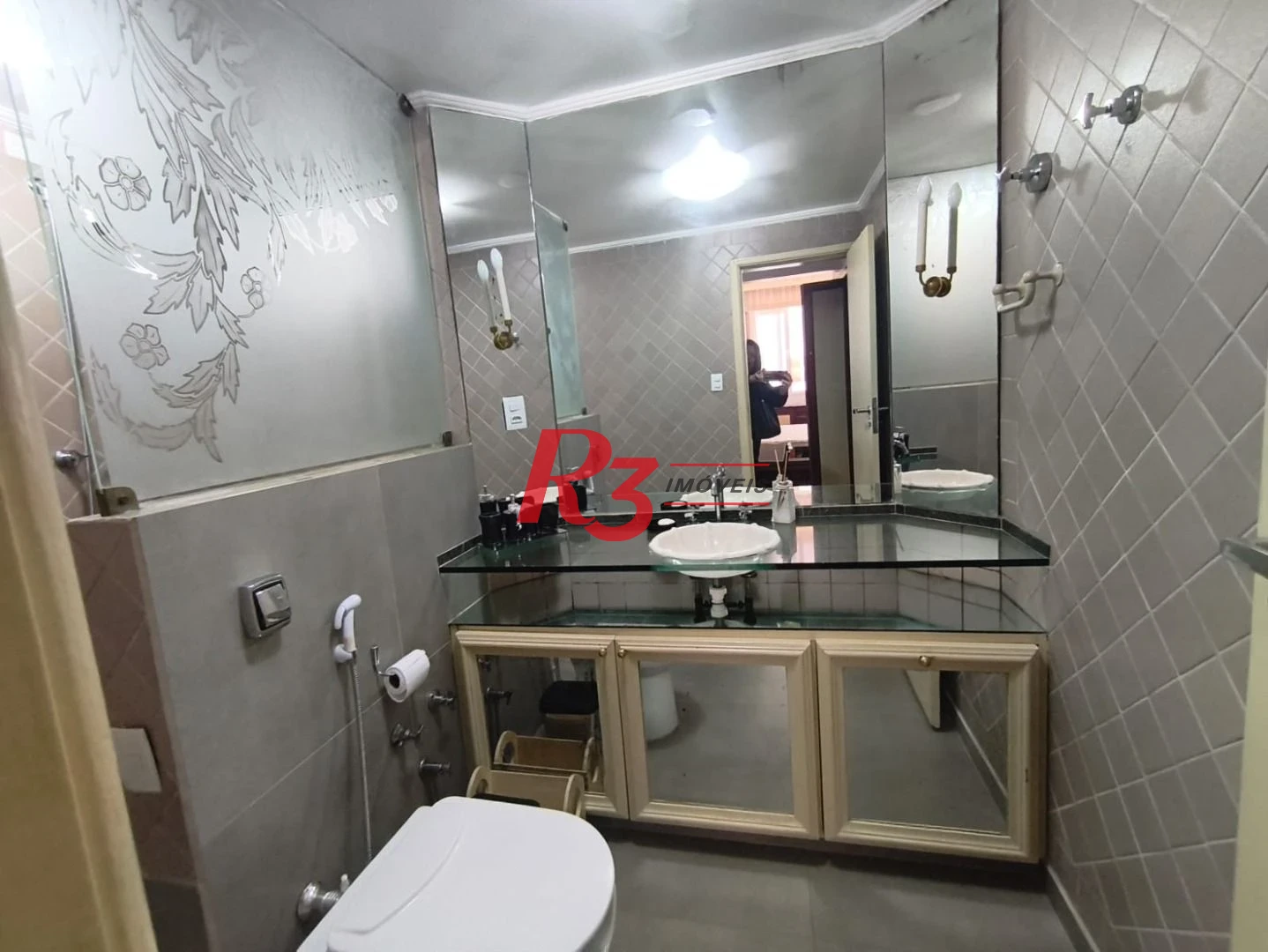 Apartamento com 4 dormitórios à venda, 190 m² por R$ 1.650.000,00 - José Menino - Santos/SP