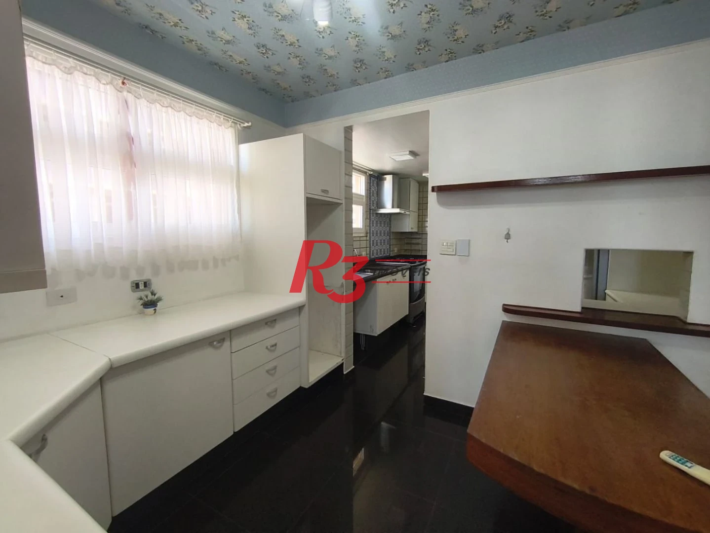 Apartamento com 4 dormitórios à venda, 190 m² por R$ 1.650.000,00 - José Menino - Santos/SP