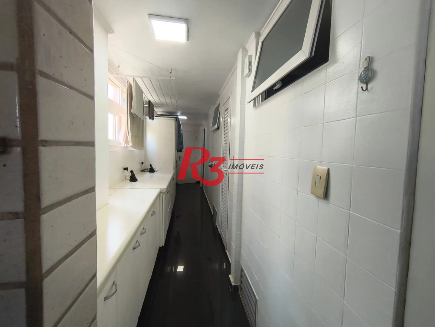 Apartamento com 4 dormitórios à venda, 190 m² por R$ 1.650.000,00 - José Menino - Santos/SP