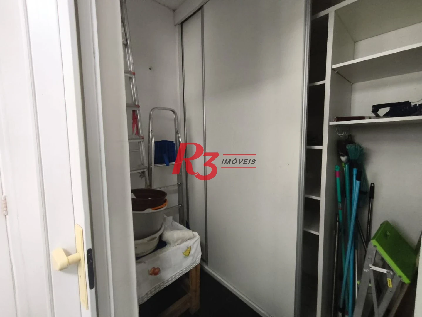 Apartamento com 4 dormitórios à venda, 190 m² por R$ 1.650.000,00 - José Menino - Santos/SP