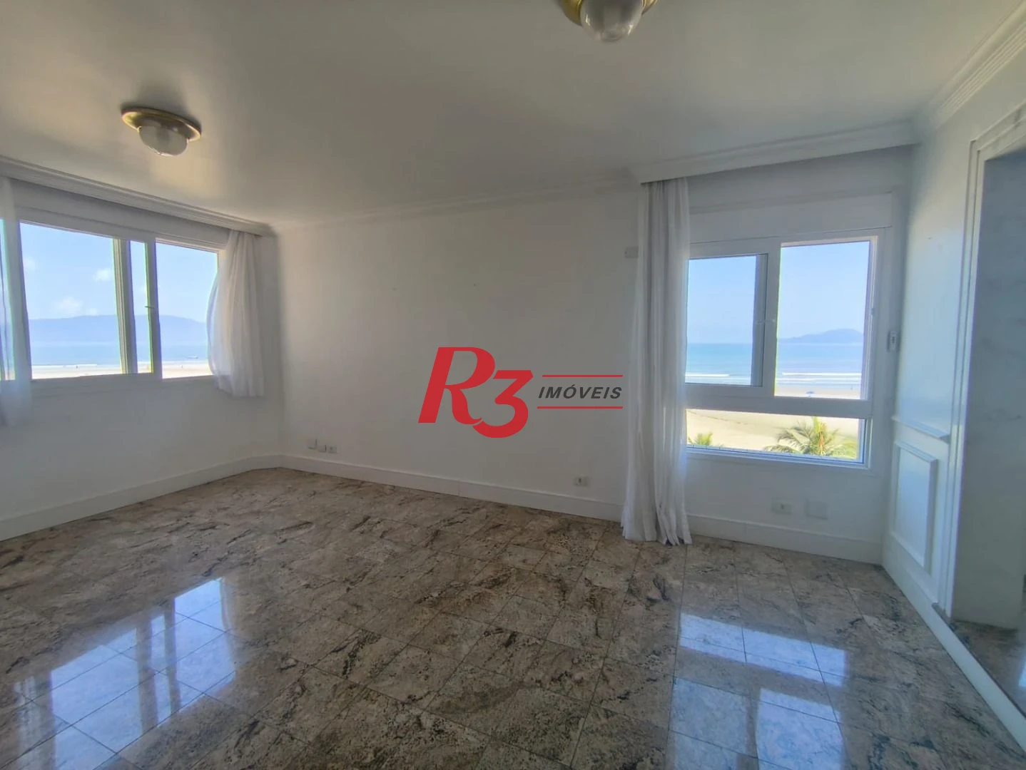 Apartamento com 4 dormitórios à venda, 190 m² por R$ 1.650.000,00 - José Menino - Santos/SP
