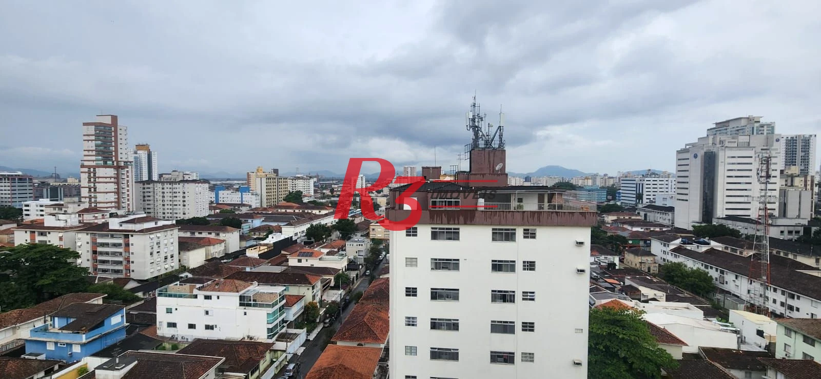Cobertura com 2 dormitórios à venda, 134 m² por R$ 1.500.000,00 - Boqueirão - Santos/SP