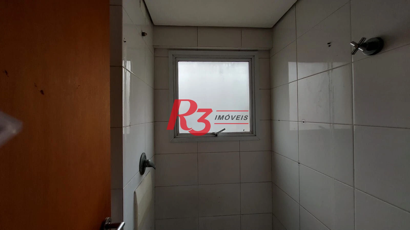 Apartamento com 2 dormitórios à venda, 52 m² por R$ 400.000,00 - José Menino - Santos/SP