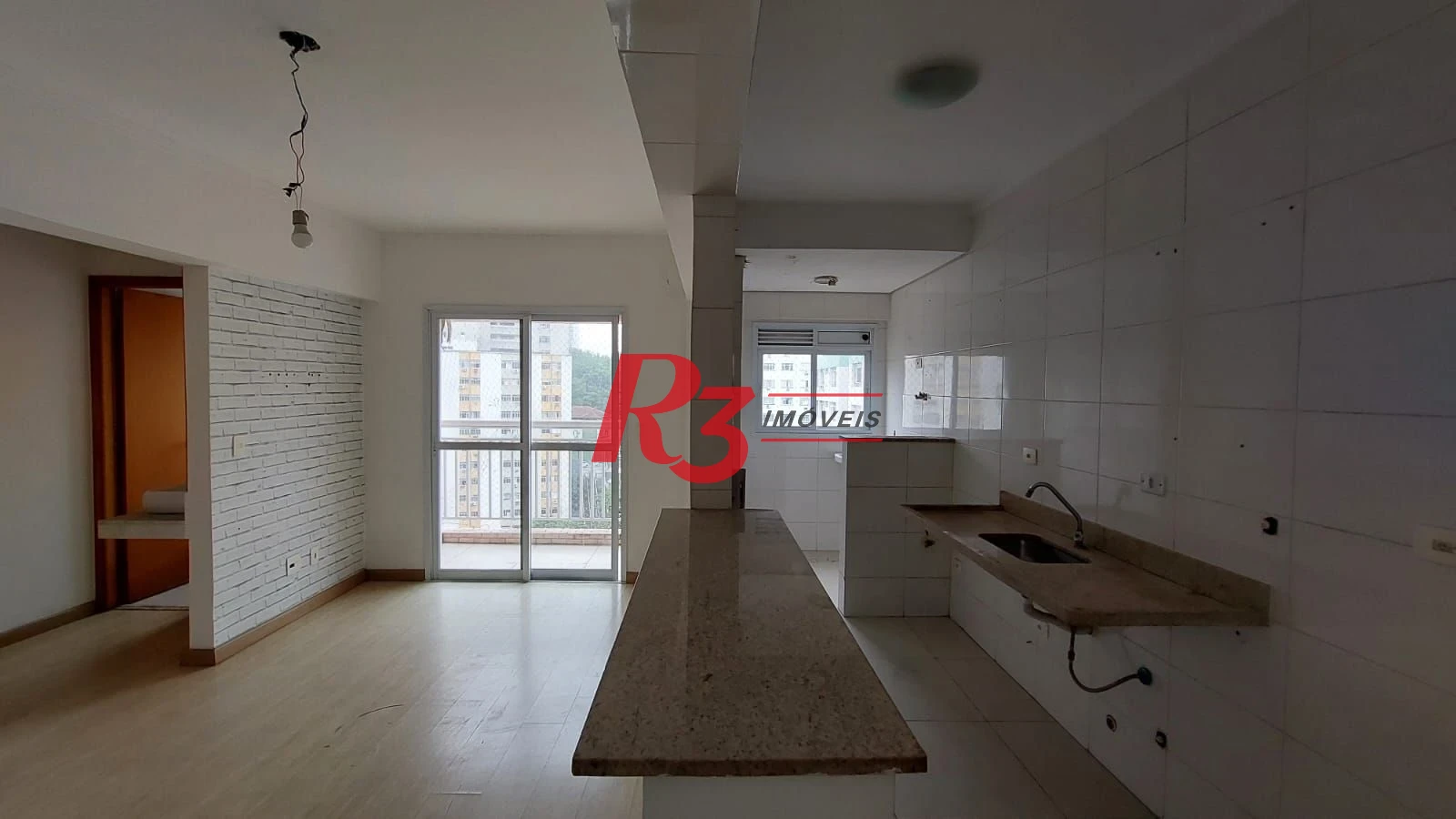 Apartamento com 2 dormitórios à venda, 52 m² por R$ 400.000,00 - José Menino - Santos/SP