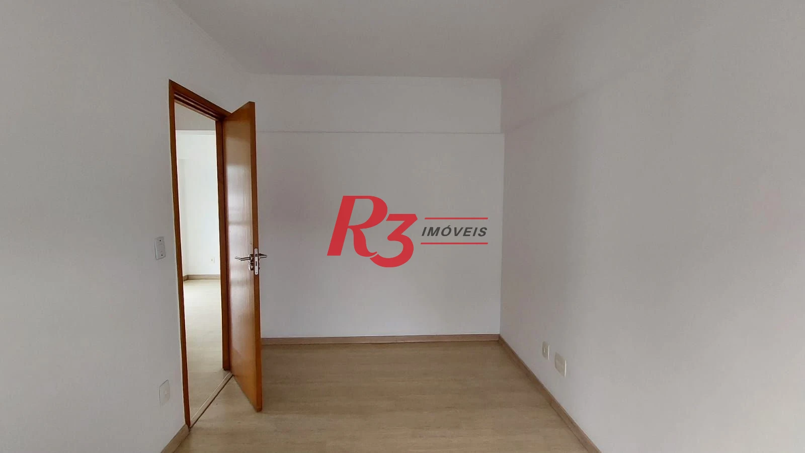 Apartamento com 2 dormitórios à venda, 52 m² por R$ 400.000,00 - José Menino - Santos/SP