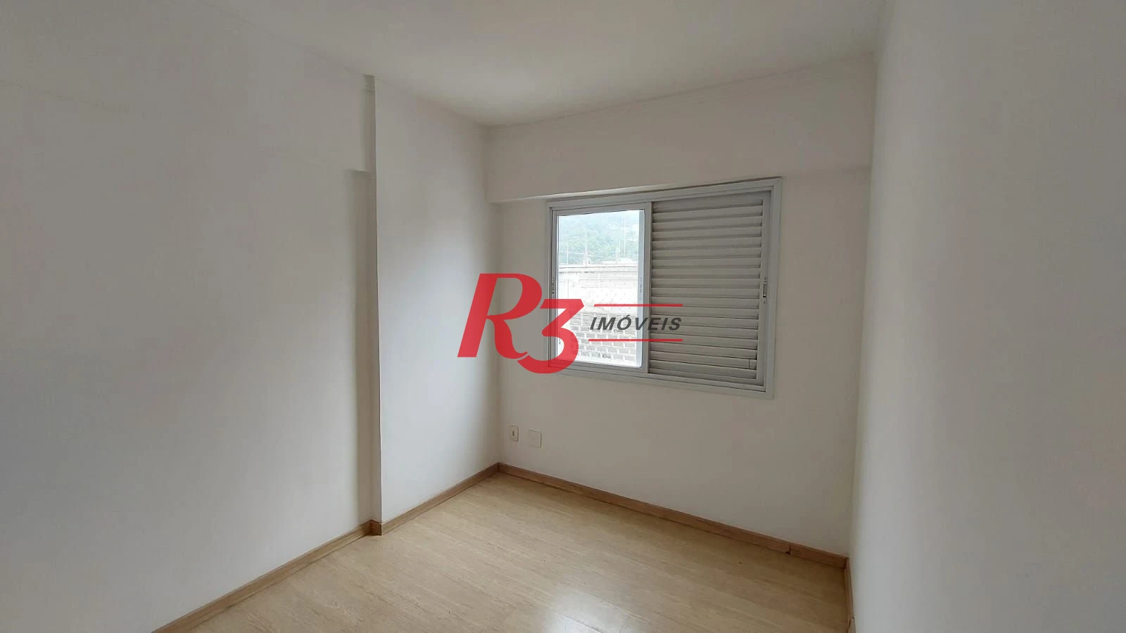 Apartamento com 2 dormitórios à venda, 52 m² por R$ 400.000,00 - José Menino - Santos/SP