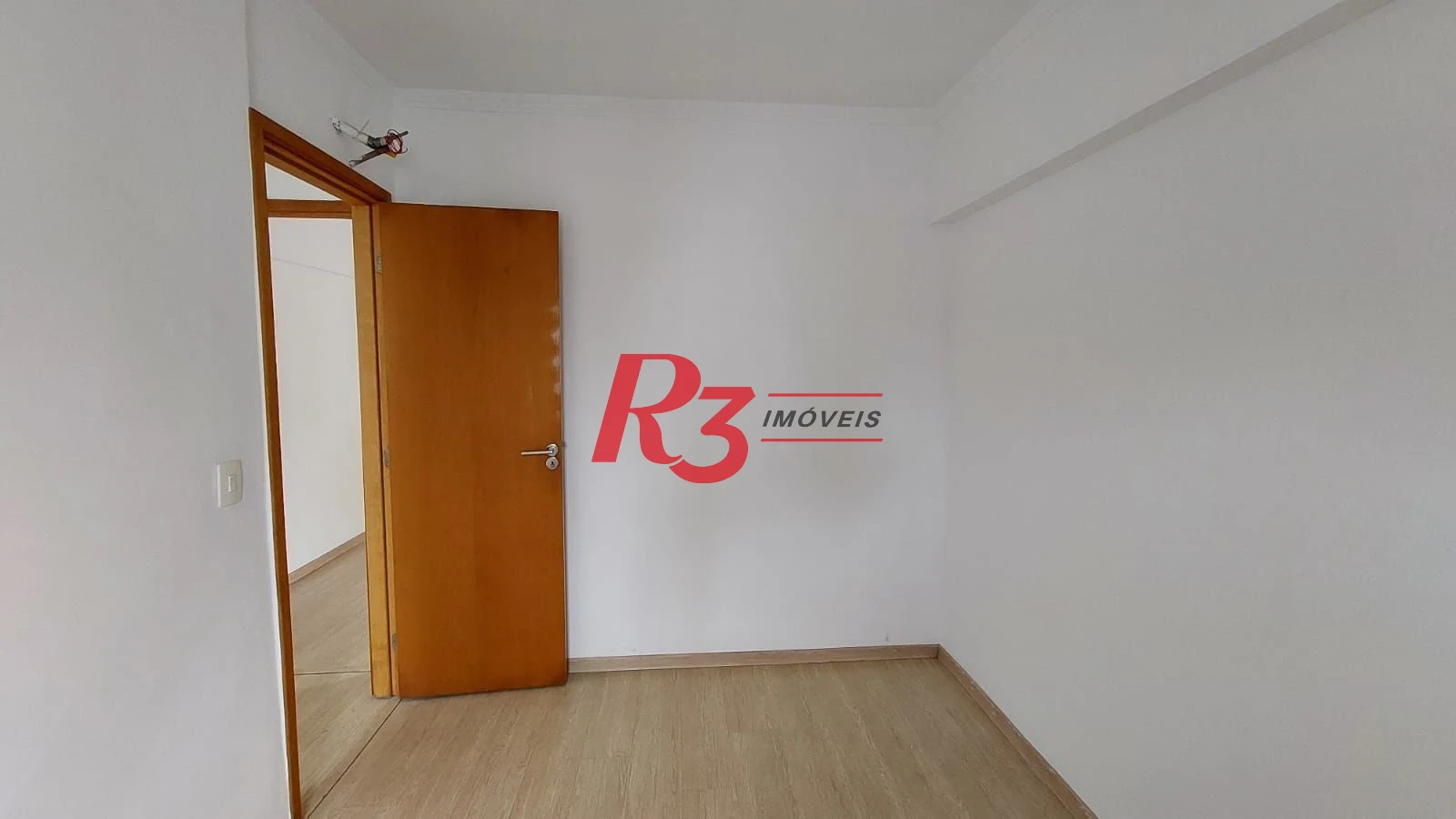 Apartamento com 2 dormitórios à venda, 52 m² por R$ 400.000,00 - José Menino - Santos/SP