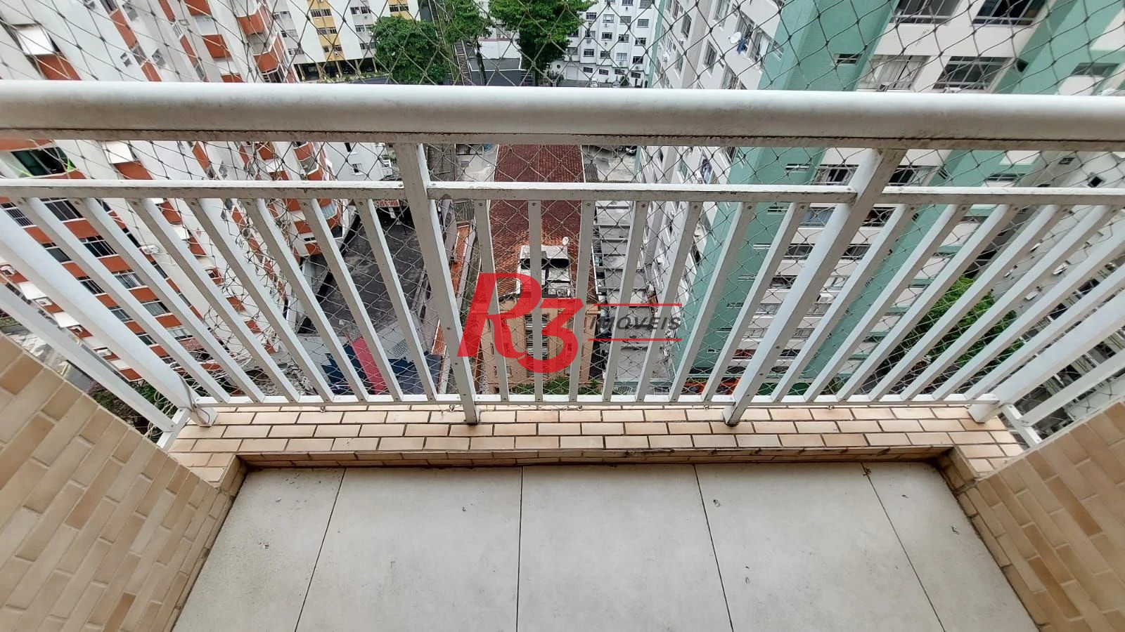Apartamento com 2 dormitórios à venda, 52 m² por R$ 400.000,00 - José Menino - Santos/SP