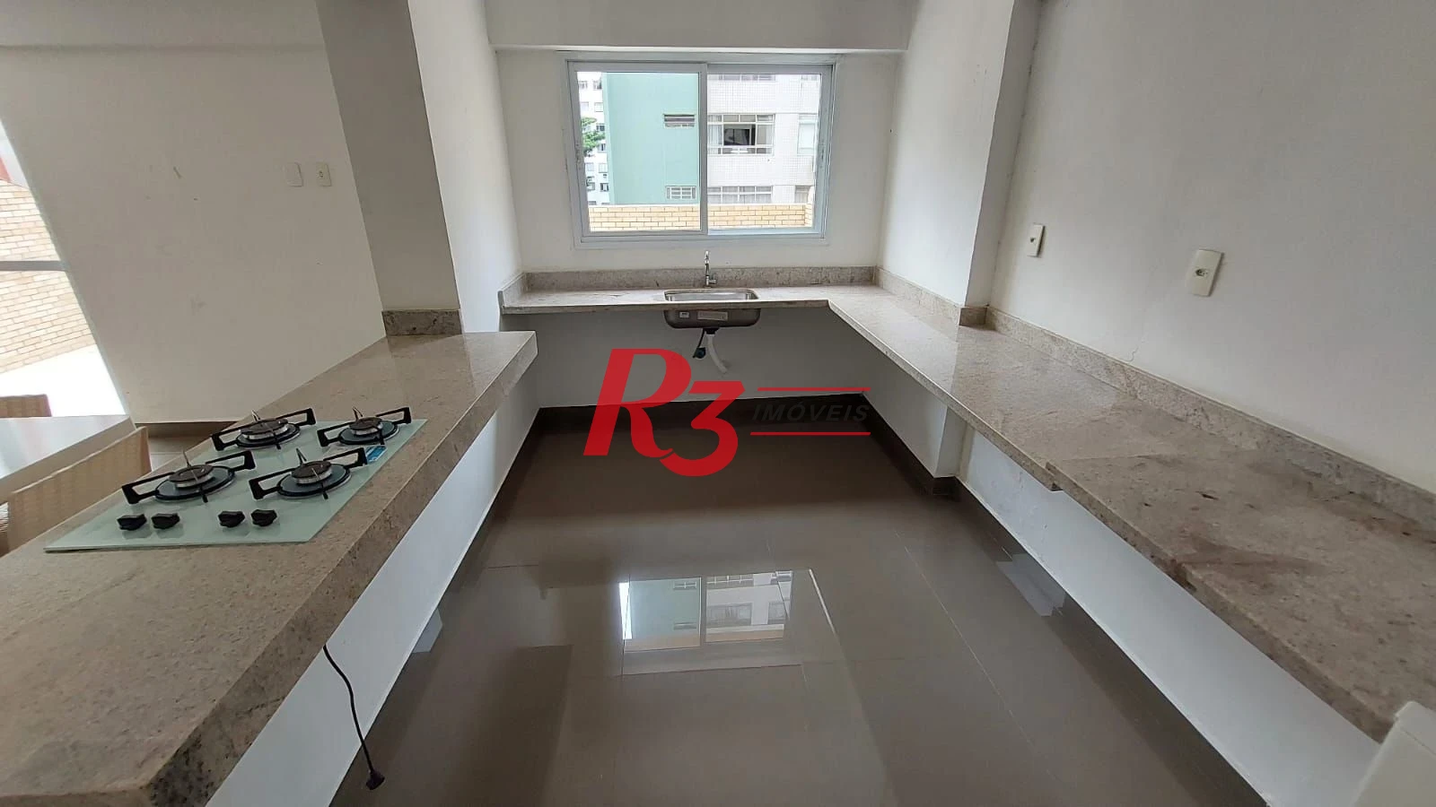 Apartamento com 2 dormitórios à venda, 52 m² por R$ 400.000,00 - José Menino - Santos/SP