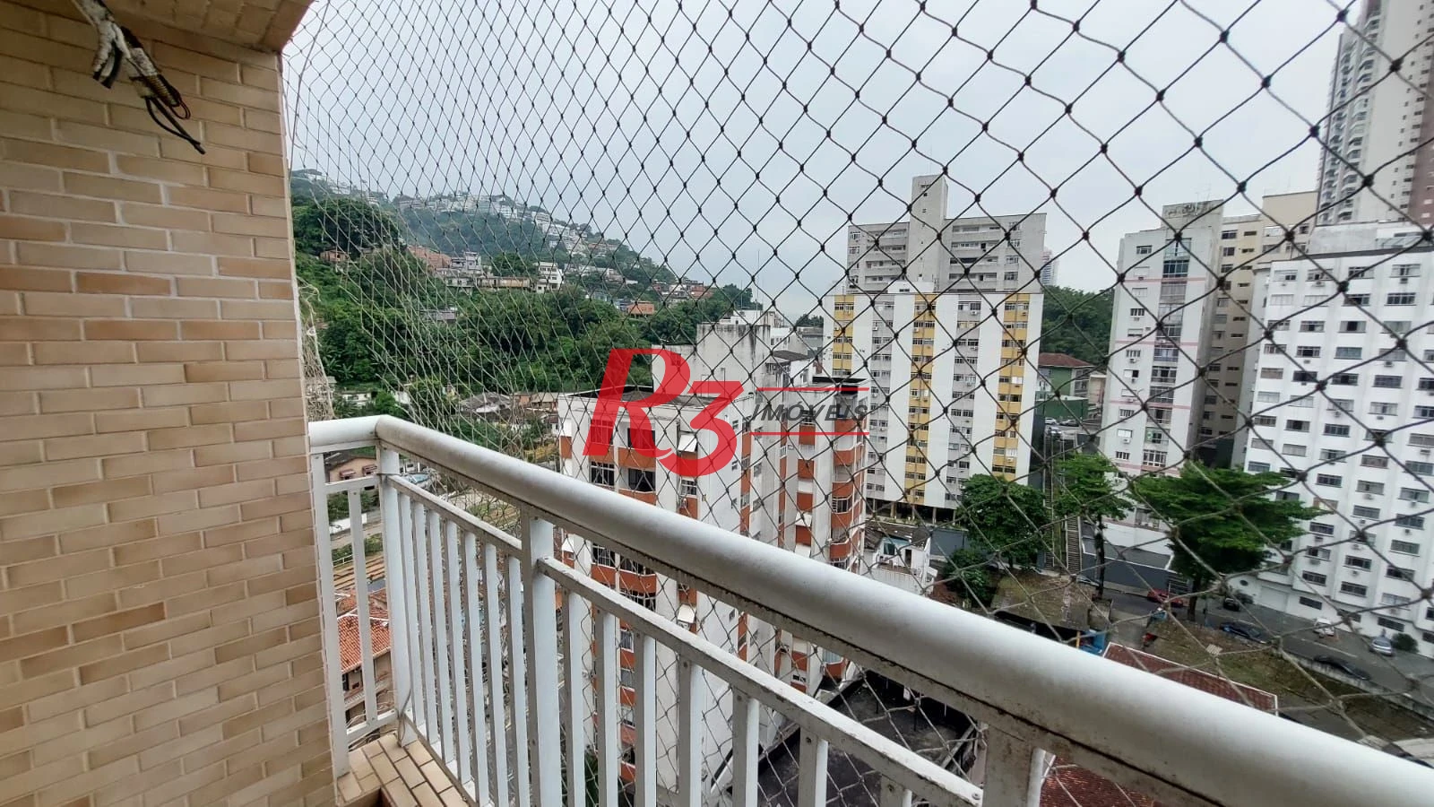 Apartamento com 2 dormitórios à venda, 52 m² por R$ 400.000,00 - José Menino - Santos/SP