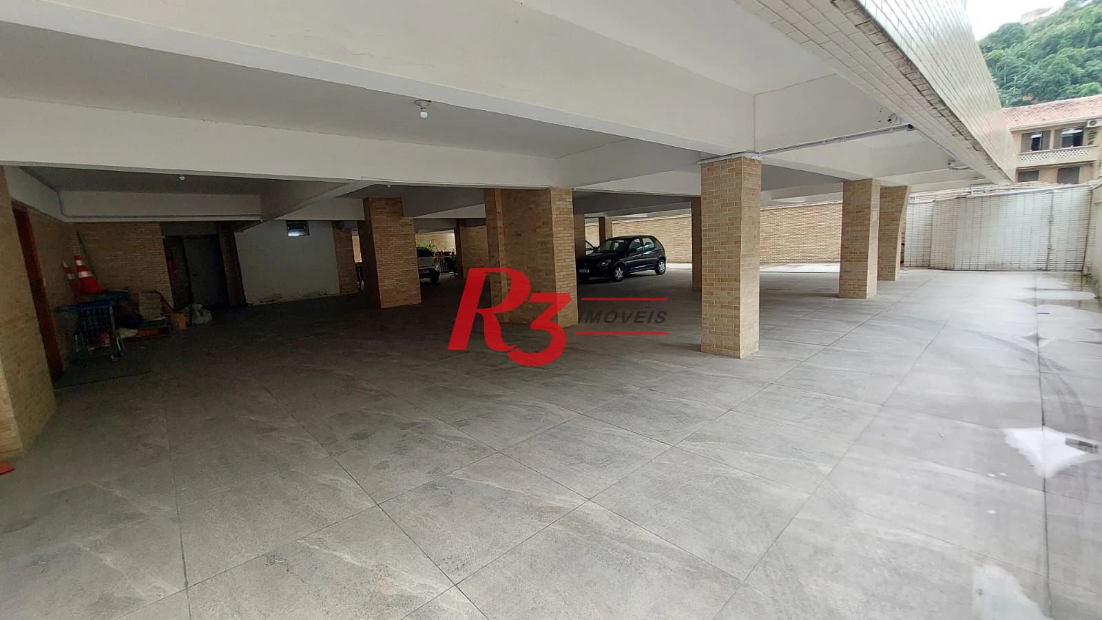 Apartamento com 2 dormitórios à venda, 52 m² por R$ 400.000,00 - José Menino - Santos/SP