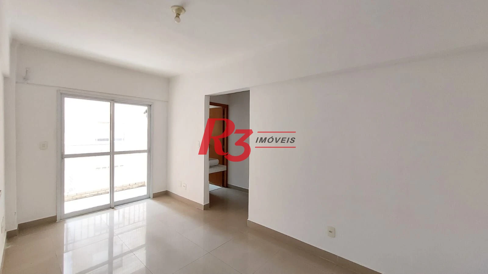 Apartamento com 2 dormitórios à venda, 52 m² por R$ 380.000,00 - José Menino - Santos/SP