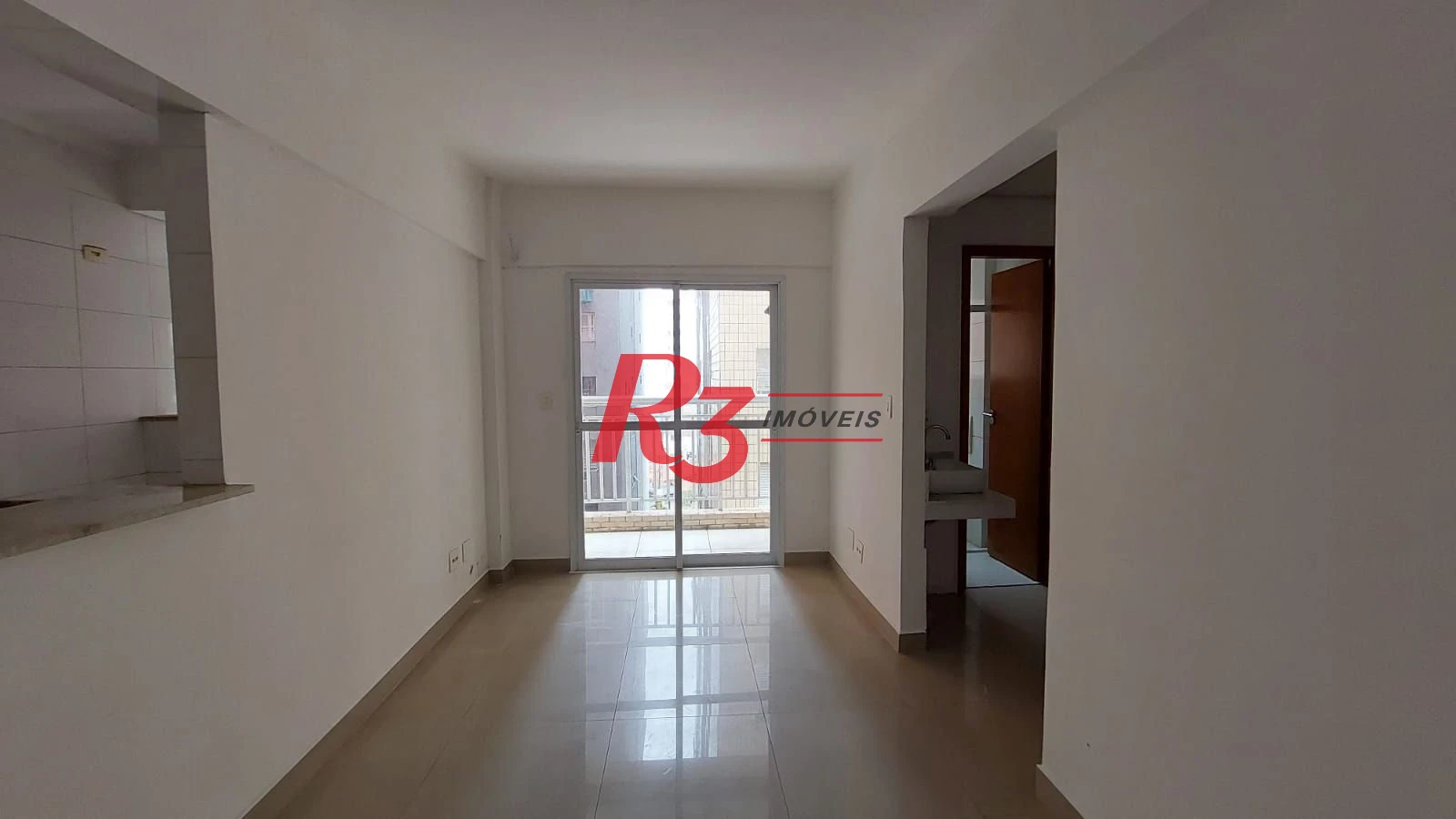 Apartamento com 2 dormitórios à venda, 52 m² por R$ 380.000,00 - José Menino - Santos/SP