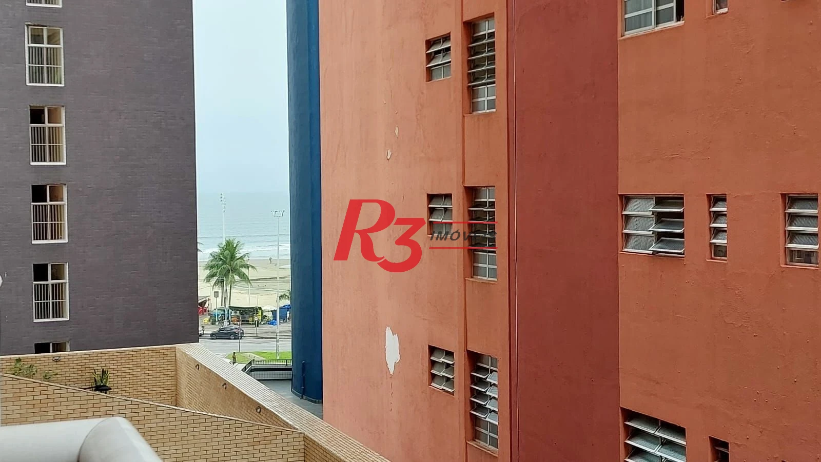 Apartamento com 2 dormitórios à venda, 52 m² por R$ 380.000,00 - José Menino - Santos/SP
