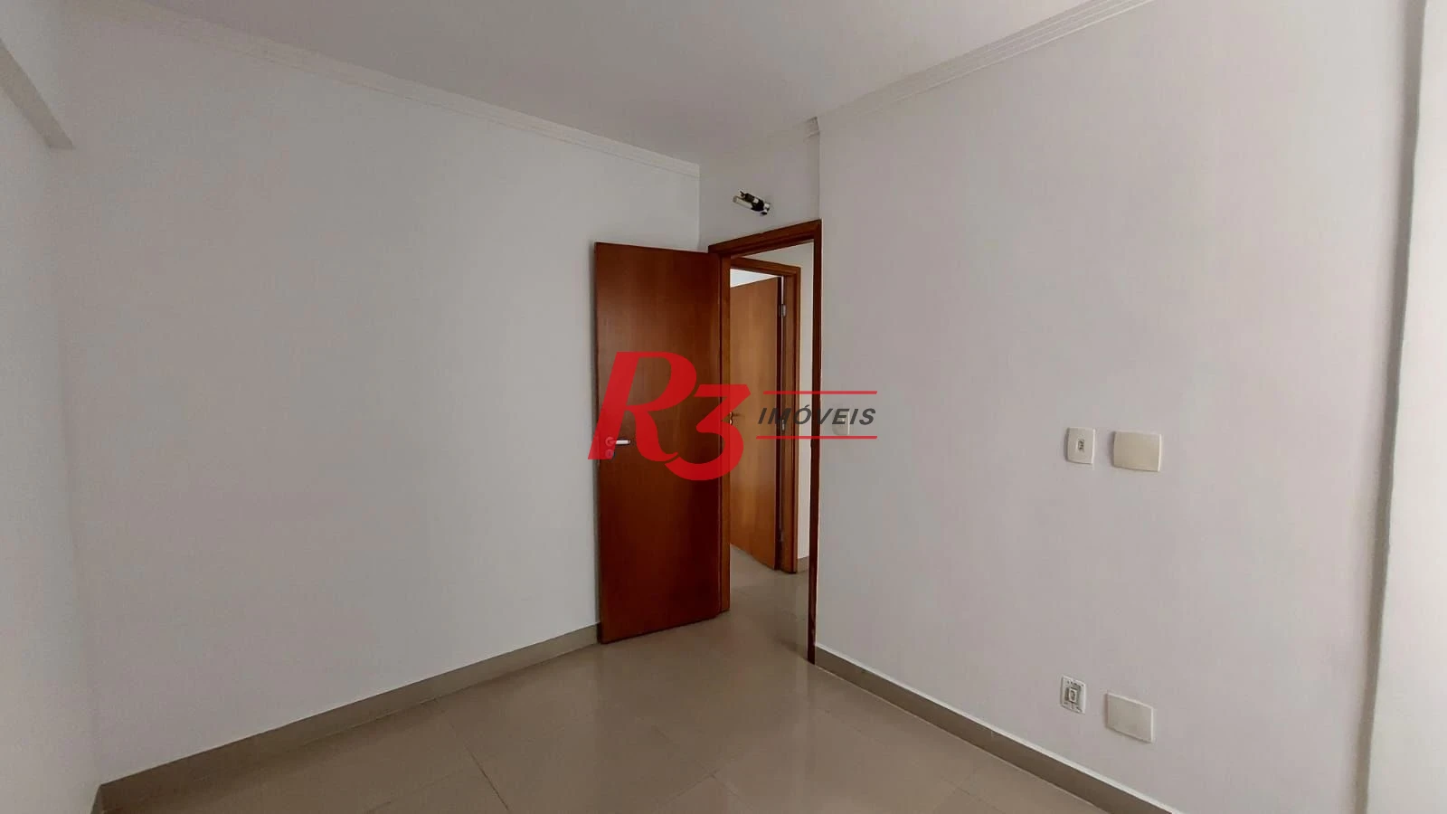 Apartamento com 2 dormitórios à venda, 52 m² por R$ 380.000,00 - José Menino - Santos/SP