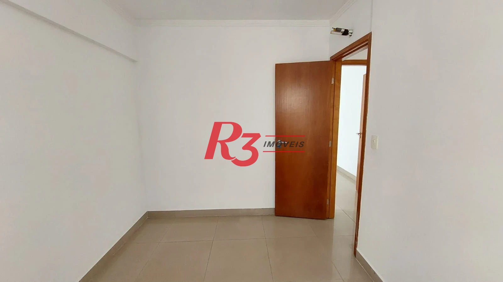 Apartamento com 2 dormitórios à venda, 52 m² por R$ 380.000,00 - José Menino - Santos/SP