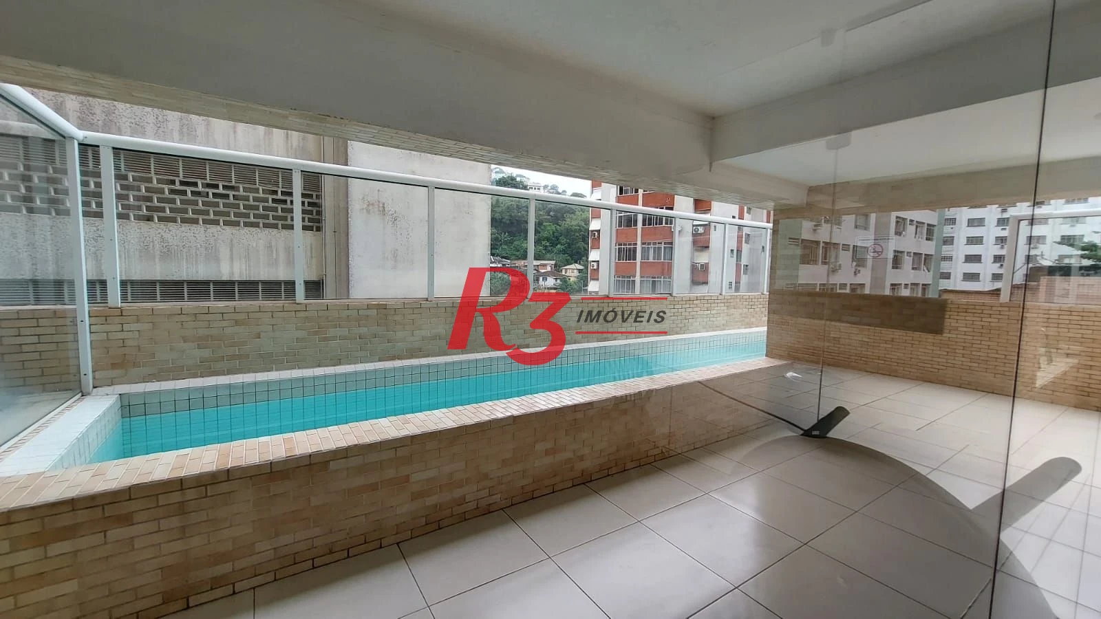 Apartamento com 2 dormitórios à venda, 52 m² por R$ 380.000,00 - José Menino - Santos/SP