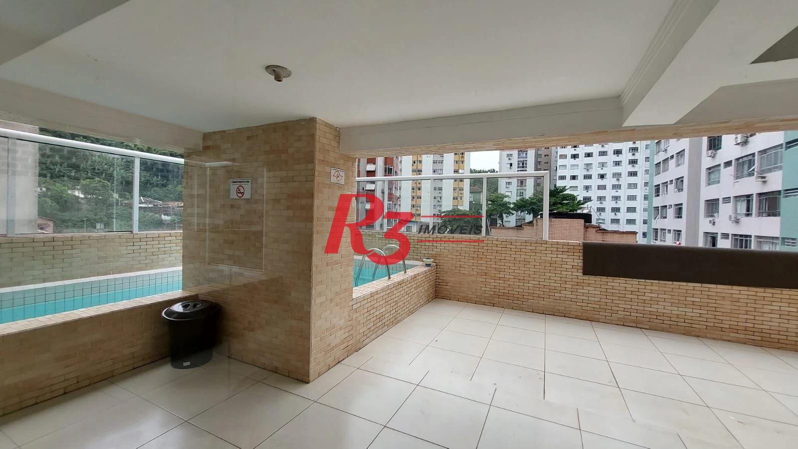 Apartamento com 2 dormitórios à venda, 52 m² por R$ 380.000,00 - José Menino - Santos/SP