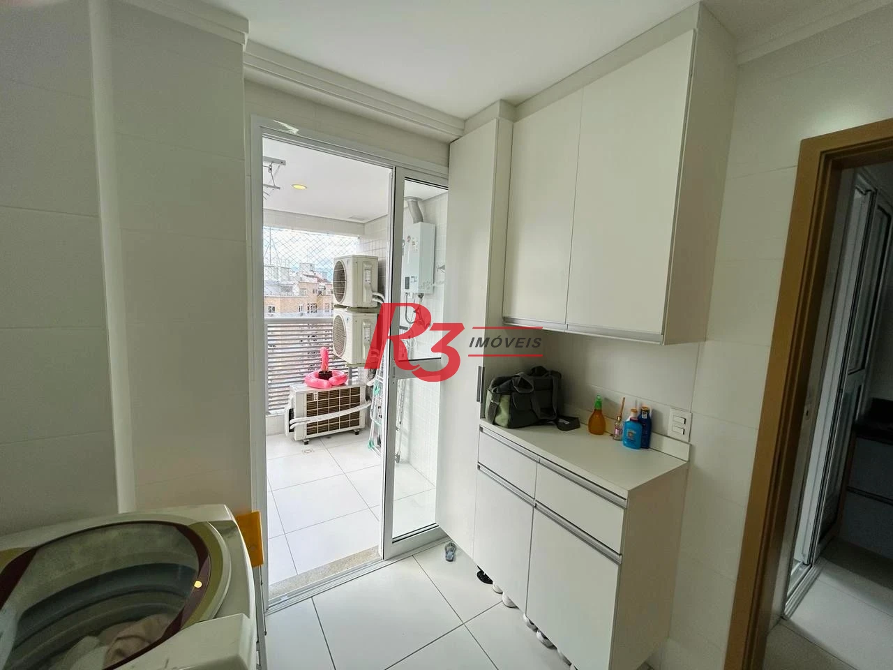 Apartamento para alugar, 108 m² por R$ 8.750,00/mês - Gonzaga - Santos/SP