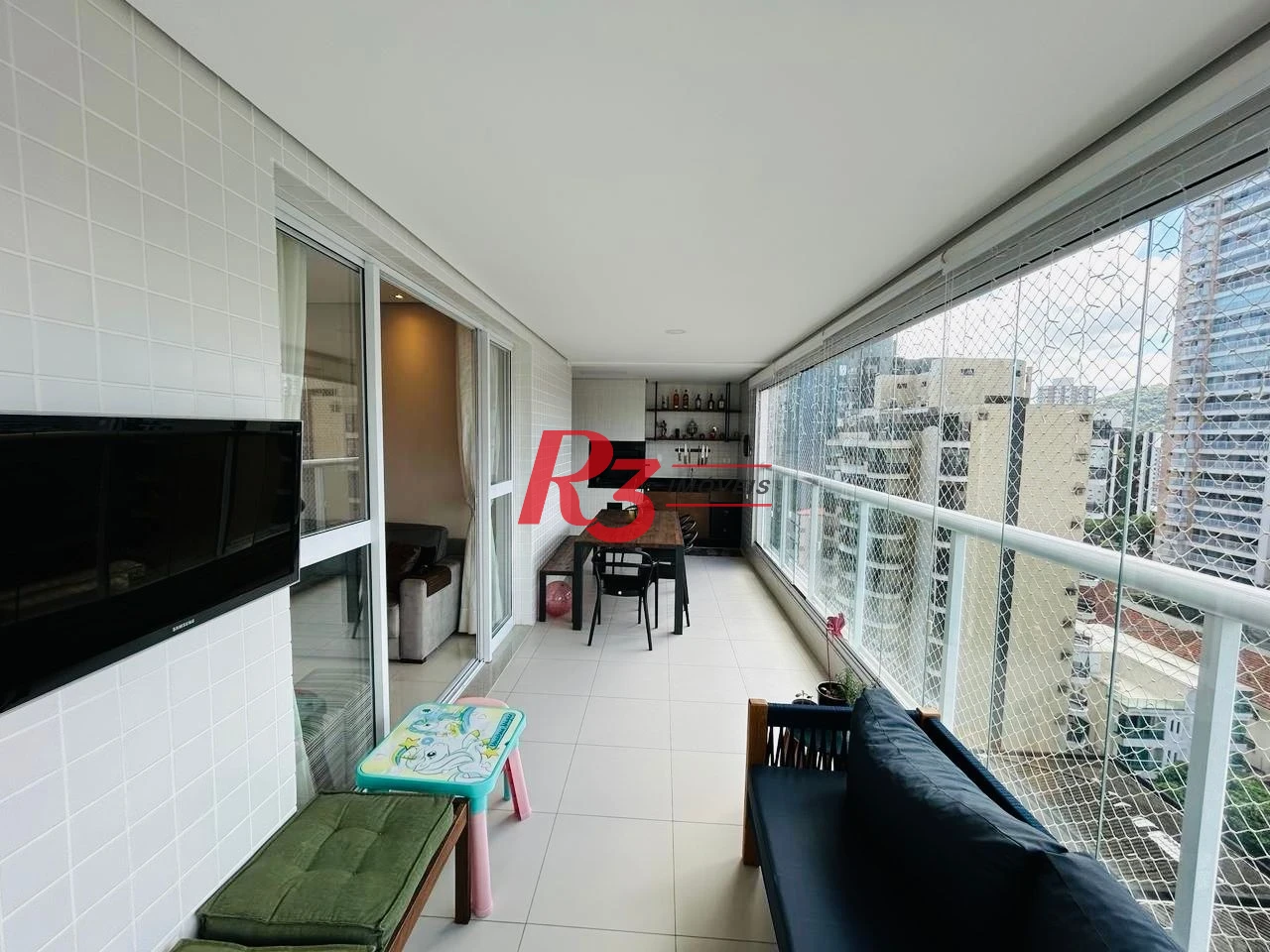 Apartamento para alugar, 108 m² por R$ 8.750,00/mês - Gonzaga - Santos/SP